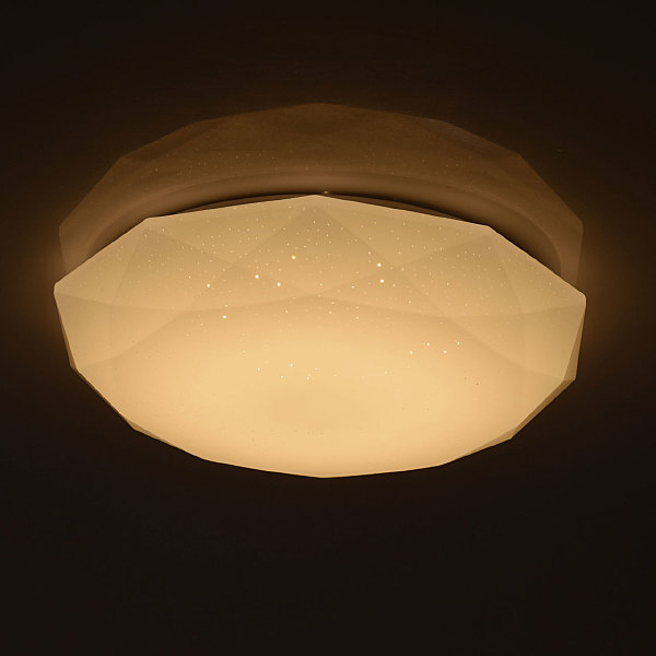 Потолочный LED светильник De Markt Ривз 674014801
