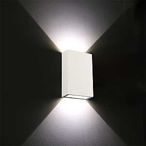 Уличный настенный светильник Arte Lamp Algol A2750AL-2WH
